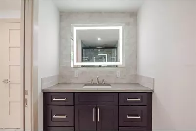 4712 W Bay Avenue, Tampa, FL 33616 - Photo 31