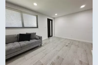 6507 Elliot Drive, Tampa, FL 33615 - Photo 9