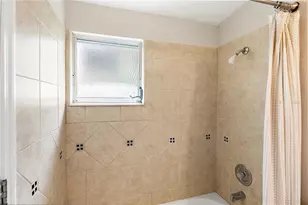 130 17th Ave N, Saint Petersburg, FL 33704 - Photo 21