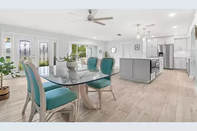 3159 61st Lane N, Saint Petersburg, FL 33710 - Photo 5