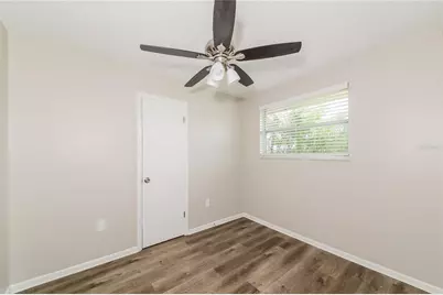 316 59th Avenue Terrace W, Bradenton, FL 34207 - Photo 13