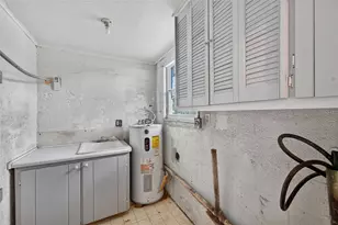 207 W Bougainvillea Ave, Tampa, FL 33612 - Photo 35