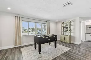 1514 Sea Gull Dr S, Saint Petersburg, FL 33707 - Photo 17