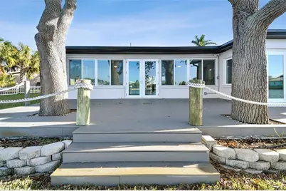 1514 Sea Gull Drive S, Saint Petersburg, FL 33707 - Photo 29