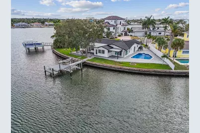 1514 Sea Gull Drive S, Saint Petersburg, FL 33707 - Photo 55