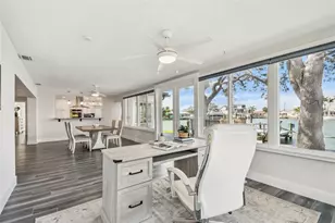 1514 Sea Gull Dr S, Saint Petersburg, FL 33707 - Photo 27