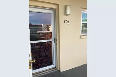 5750 80th Street N #D206, Saint Petersburg, FL 33709 - Photo 1