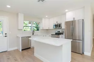 37321 Orange Row Ln, Dade City, FL 33525 - Photo 13