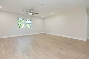 37321 Orange Row Ln, Dade City, FL 33525 - Photo 3