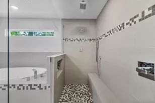 405 1st Ave SE, Lutz, FL 33549 - Photo 27