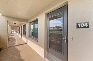 4920 Locust St NE, Saint Petersburg, FL 33703 - Photo 3