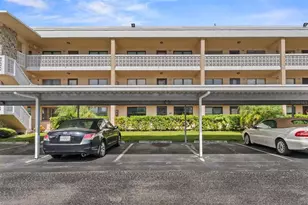 4920 Locust St NE, Saint Petersburg, FL 33703 - Photo 1