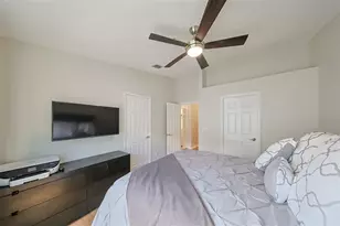 2403 W Palm Dr, Tampa, FL 33629 - Photo 29