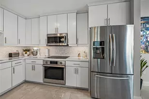 450 Knights Run Ave, Tampa, FL 33602 - Photo 31