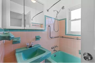 2540 S Shore Drive SE, Saint Petersburg, FL 33705 - Photo 25