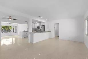 2540 S Shore Dr SE, Saint Petersburg, FL 33705 - Photo 9