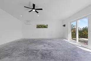 2540 S Shore Dr SE, Saint Petersburg, FL 33705 - Photo 21