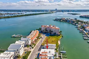 185 Brightwater Dr, Clearwater Beach, FL 33767 - Photo 41