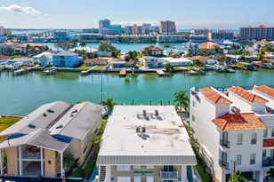 185 Brightwater Dr, Clearwater Beach, FL 33767 - Photo 29