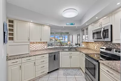 5155 Isla Key Boulevard S #401, Saint Petersburg, FL 33715 - Photo 9