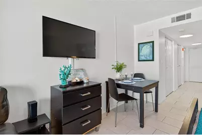 1270 Gulf Boulevard #705, Clearwater Beach, FL 33767 - Photo 9