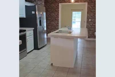 5745 Pawnee Street, Zephyrhills, FL 33542 - Photo 9