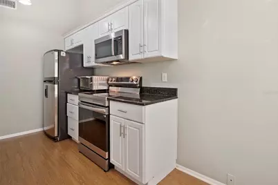 10006 87th Street, Seminole, FL 33777 - Photo 9