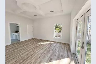 407 Georgia Avenue, Crystal Beach, FL 34681 - Photo 11