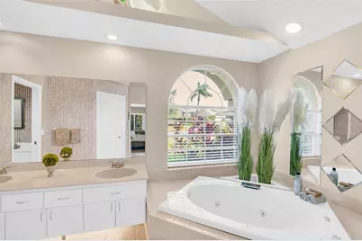 1551 McAuliffe Lane, Palm Harbor, FL 34683 - Photo 15