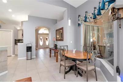 5132 Whispering Leaf Trail, Valrico, FL 33596 - Photo 7