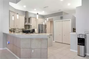 5132 Whispering Leaf Trail, Valrico, FL 33596 - Photo 5