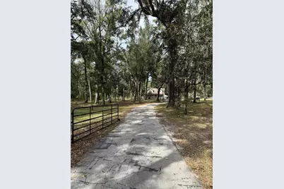 13517 Citrus Way, Brooksville, FL 34601 - Photo 5