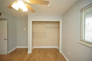 760 S Village Dr N, Saint Petersburg, FL 33716 - Photo 5