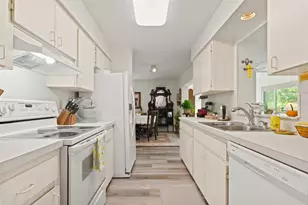 1212 Timberbrooke Dr, Palm Harbor, FL 34684 - Photo 23