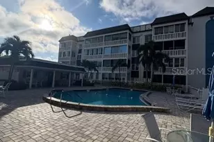 147 Bluff View Dr, Belleair Bluffs, FL 33770 - Photo 21