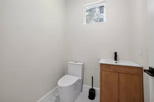 204 E Adalee St, Tampa, FL 33603 - Photo 17