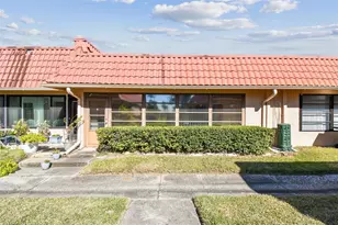 19029 US Hwy 19 N, Clearwater, FL 33764 - Photo 17