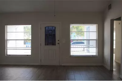 10115 Wheatley Hills Court, Tampa, FL 33615 - Photo 3