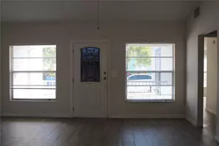 10115 Wheatley Hills Ct, Tampa, FL 33615 - Photo 3