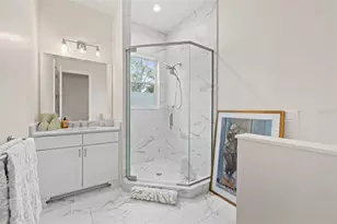 319 12th Ave NE, Saint Petersburg, FL 33701 - Photo 53