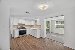 10102 Glen Moor Ln, Port Richey, FL 34668 - Photo 13