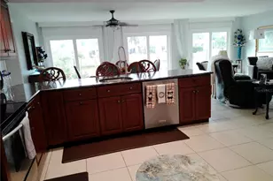 225 Country Club Dr, Largo, FL 33771 - Photo 51