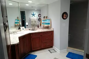 225 Country Club Dr, Largo, FL 33771 - Photo 31