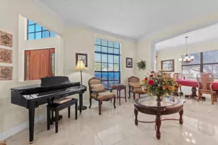 11429 Zenith Cir, Tampa, FL 33635 - Photo 7