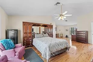 11429 Zenith Cir, Tampa, FL 33635 - Photo 33