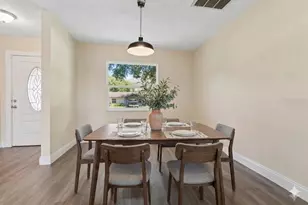 4028 Truman Dr, Seffner, FL 33584 - Photo 9