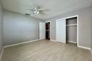 144 175th Ave E, Redington Shores, FL 33708 - Photo 13