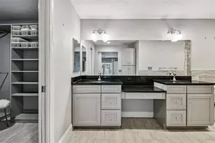 10073 S Yacht Club Dr, Treasure Island, FL 33706 - Photo 23
