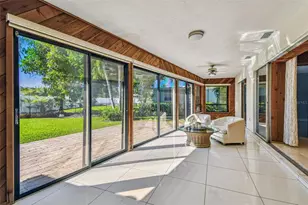 10073 S Yacht Club Dr, Treasure Island, FL 33706 - Photo 29