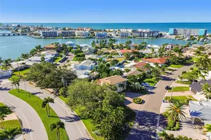 10073 S Yacht Club Dr, Treasure Island, FL 33706 - Photo 1